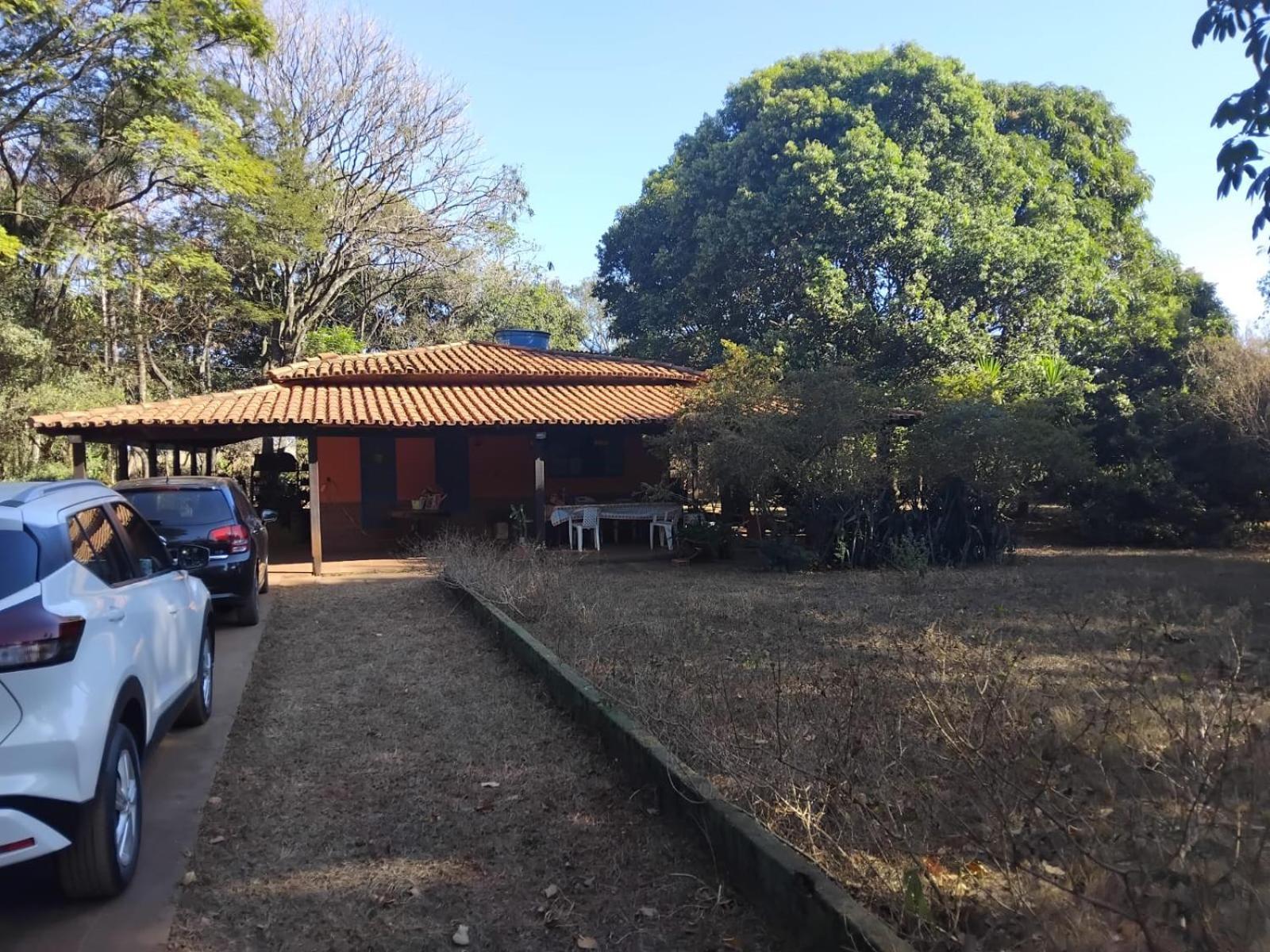 Sitio Bemtevi - Jockey Camping - Uberlandia Villa Exterior photo